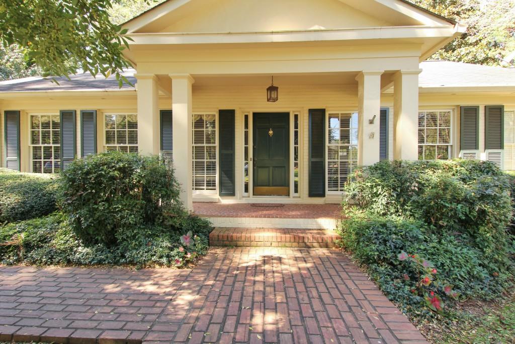 Russell Gray Harry Norman, REALTORS®