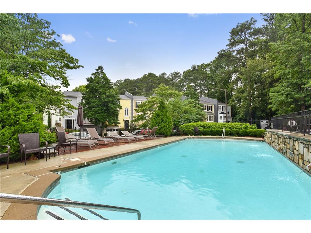 46 Sycamore Station, Decatur, GA 30030 - SOLD LISTING | Harry Norman ...