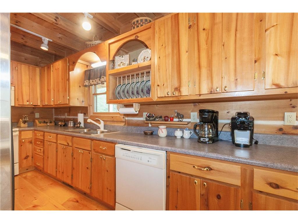 212 S Twin Oaks Drive Ellijay GA 30540 Harry Norman REALTORS 212 S Twin Oaks Drive Ellijay GA 30540 Harry Norman REALTORS