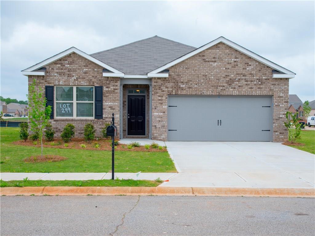 2331 Sawgrass Drive, Hampton, GA 30228